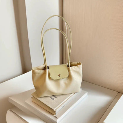Longchamp Elegant Shoulder Bag